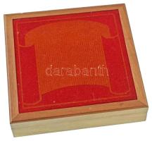 Kutas László (1936-) 1977. "Dunaújvárosi Papírgyár" kétoldalas öntött bronz emlékplakett e...