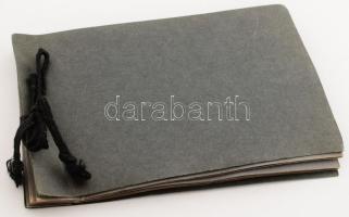 cca 1920/40 Fotóalbum, benne 47 darab autós kirándulás tematikájú kisméretű fotóval