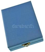 DN(~1980) "A Békéért" aranyozott, részben zománcozott fém kitüntetés eredeti tokban miniat...