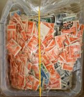 Kb 14.000 db Épületek bélyeg ömlesztve dobozban