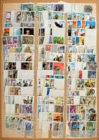 Spanyolország szétesőben lévő könyvkötészeti berakó teles bélyegekkel + 30 lapos A4-es rendező sok s...