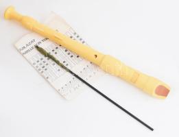 Hohner Melody szoprán furulya, leírással, tisztítóval, h: 33 cm