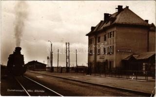 1937 Dunaharaszti, MÁV állomás, vasútállomás, gőzmozdony. Hangya Szövetkezet kiadása (tűnyomok / pinmarks)