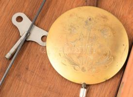 Art nouveau falióra, felesütős, fózolt üveggel, kulccsal, súlyok nélkül, 65x25 cm