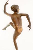 Bakonyi Sándor (1892-1937): Art deco táncosnő. Patinázott bronz, ebonizált fa talapzaton, jelzés nél...