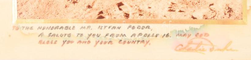 Charles Duke (1935- ) amerikai űrhajós, az Apollo 16 legénységének tagja autográf deidkációja magyar...