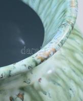 Zsolnay kőporcelán váza. Csurgatott kulé mázzal. Kézzel festett, jelzett, hibátlan, m: 21,5 cm