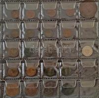 Vegyes, mintegy 150db-os magyar és külföldi érmékből álló tétel használt állapotú berakóban, közte H...