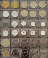 Vegyes, mintegy 150db-os magyar és külföldi érmékből álló tétel használt állapotú berakóban, közte H...