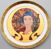Hollóházi porcelán dísztál Faragó Miklós (1947- ) által tervezett: Klasszikus Jubileumi Kollekció - Hermes dekorral. Limitált szériás. Kézzel sorszámozott: 25/225, levonóképes, aranyozott, jelzett, hibátlan, d: 31 cm