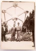 Vörös Meteor porcelán plakett 12,5x8,5 cm + 40 db hozzá kapcsolható, nem feliratozott fotó