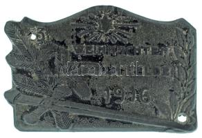 1916. "3. karácsony a harcmezőn" Zn sapkajelvény hátoldalon "K.U.K. KRIEGSFÜRSORGEAMT" felirattal és "WINTER &amp; ADLER AG WIEN" gyártói jelzéssel T:VF bal felső és jobb alsó saroknál kifúrva, tűhiány Austro-Hungarian Monarchy 1916. "3. WEIHNACHTEN IM FELDE (3rd Christmas on the Battlefield)" Zn cap badge with "K.U.K. KRIEGSFÜRSORGEAMT" inscription and makers mark "WINTER &amp; ADLER A G WIEN" on the back C:VF holes at the upper left and lower right corners, missing needle