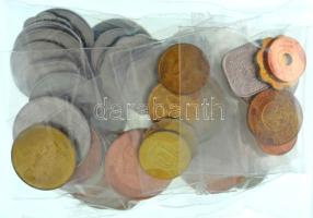 Vegyes, különböző országok forgalmi összeállításai tétel, benne Egyesült Arab Emirátusok (3xklf) + Észak Korea (3xklf) + Fülöp-szigetek (8xklf) + Hong Kong (5xklf) + India (16xklf) + Jordánia (8xklf) + Pakisztán (3xklf) + Törökország (3xklf) érméi. T:UNC-XF Circulating coin set of different countries lot, including United Arab Emirates (3xdiff) + North Korea (3xdiff) + Philippines (8xdiff) + Hong Kong (5xdiff) + India (16xdiff) + Jordan (8xdiff) + Pakistan (3xdiff) + Turkey (3xdiff) coins. C:UNC-XF