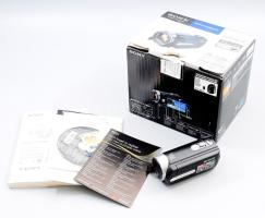 Sony DCR-SX15E kamera, telepítő CD-vel, aksival, memóriakártyával, leírással, dobozában.