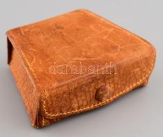 Sheffield utazóóra, bőr tokban, működik, m: 6,5 cm