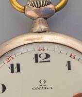 Omega ezüst (Ag) tokos zsebóra, jelzett szerkezet, működik, d: 50 mm