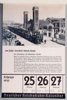 1935 Deutsche Reichsbahn-Kalender (Német birodalmi vasút naptár) 157 képes oldallal, eredeti borítóval, borítón kis sérüléssel. 16x26 cm / German railways calender with pictures