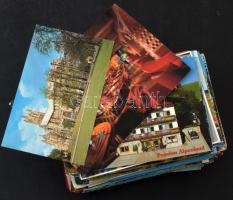 Kb. 150 db MODERN külföldi város képeslap / Cca. 150 modern foreign town postcards