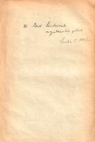 (Szabó T. Attila): Adatok a Kolozsmegyei újabbkori rumén helynévkincs magyar elemeinek ismeretéhez. (Dedikált.)  [Budapest, 1942]. [Magyar Nyelvtudományi Társaság] (Franklin-Társulat ny.) 361-372 p. Egyetlen önálló kiadás. Dedikált: "Dr. Biró Sándornak nagyrabecsülése jeléül Szabó T. Attila". Szabó T. Attila (1906-1987) nyelvész, néprajztudós, művelődéstörténész, a kolozsvári egyetem tanára. Rövid, nemzetpolitikai tanulságokban gazdag dolgozatában másfél évtizedes erdélyi helynévi kutatásaiból tesz közzé egy csokorra valót. (Különnyomat a Melich-emlékkönyvből.)  Prov: Biró Sándor. [dr. Biró Sándor (1907-1975) erdélyi történész, közíró, a kolozsvári református kollégium tanára.]  Fűzve, feliratozott, enyhén sérült kiadói borítóban.