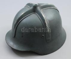 cca 1940 II. világháborús magyar légoltalmi tarajos sisak, szép állapotban