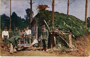 Der europäische Krieg 1914/15. Wirklichkeitsbilder vom Kriegsschauplatz Nr. 130. Ein Blockhaus im Walde hinter der Front. Feldpostkarte / első világháborús osztrák-magyar katonák, fedezék / WWI Austro-Hungarian K.u.K. military, forest barracks (EK)