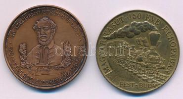 Bozó Gyula (1913-2004) 1991. "Széchenyi István születésének 200. évfordulója / A Közlekedési, Hírközlési és Vízügyi Minisztertől" kétoldalas bronz emlékérem kapszulában (42,5mm) + Bognár György (1944-) 1996. "Magyar Vasút - 150 Éve Európában, Pest-Buda" kétoldalas bronz emlékérem (42,5mm) T:AU