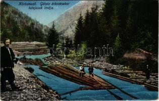 1917 Kőrösmező, Körösmező, Yasinia, Yasinya, Jaszinya, Jassinja, Jasina (Máramaros); Gátvíz érkezésekor tutajosok imája. Berger Miksa utóda kiadása / dam with rafters (r)