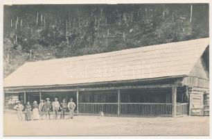 Retyezát, Retezat; Guraapilori élelmiszer raktár. Adler Oszkár fényképész (Hátszeg) / food warehouse at Gura Apelor lake