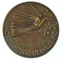 Német Szövetségi Köztársaság 1982-1998. "Bundeskanzler Helmut Kohl" kétoldalas, öntött bro...