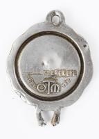 cca 1920-1930 Az Országos Magyar Hadimúzeum Egyesület által kiadott "Nemzeti Ereklye", Nagy-Magyarország vármegyéinek földjéből származó porszemeket tartalmazó "Ércbulla" fém része, felnyitott, 4,5x3,5 cm