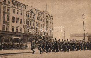 Belgrade Terazije square Serbian infantry marching