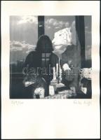 Erika Kiffl (1939-): Dialog fotóművészeti alkotás, számozott (269./300) és a művész által aláírt fotóművészeti alkotás, In: Erika Kiffl - Maurer Dóra: Dialog. Kiállítási katalógus. Bp., Goethe-Institut, 17x17 cm, lap: 28x20 cm