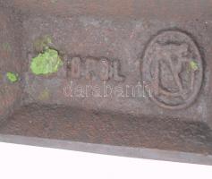 Szecessziós öntöttvas kályha ajtó, javítással, 12x17 cm