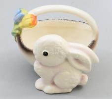 1939-1949 Hummel nyúl figurával díszített kosár kínáló, jelzett, hibátlan, m: 8 cm