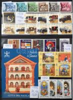 Vatikán gyűjtemény 1929-2002, benne 1929-1950 szép gumizás, 1951-1972 részben megbarnult gumizás, 19...