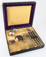 Wellner 26 részes alpakka evőeszköz készlet, cca 1945, díszdobozban.