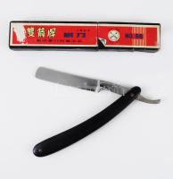 Régebbi kínai borotva, tokjában