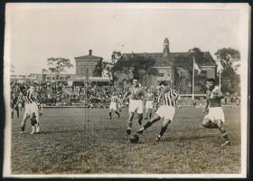 Focimeccs fotó. Szántó F. pecséttel jelzett 18x13 cm Rajta karccal