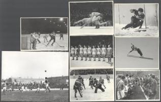 cca 1960 Román sportfotó tétel, síelők, labdarúgás, vívás stb. 12 db