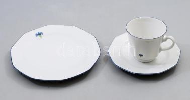 Kosta Boda egyszemélyes reggeliző szett, csésze alátéttel és desszertes tányér, jelzett, hibátlan, d: 19 cm