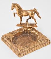 Lóalakkal díszített masszív bronz hamuzó, 12x12x10 cm