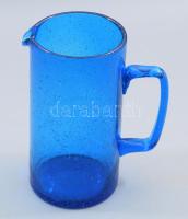cca 1950/60 Mid-century buborékos anyagú kézzel készült kék üvegkancsó, jelzés nélkül, hibátlan, m: 18,5 cm