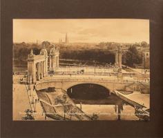 cca 1900-1910 Album von Berlin, Charlottenburg und Potsdam, német városképes album 36 db fekete-fehé...