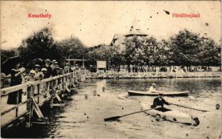 1908 Keszthely, Fürdőbejárat, evezős csónakok, fürdőzők. Mérei Ignác kiadása (fl)