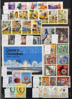 Szép színes tartalmas vegyes külföldi modern anyag 30 fekete lapos A4 berakóban sok tengerentúlival,...