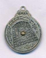 1900 k. "Öröknaptár" forgatható fém naptár medál (26mm) T:AU