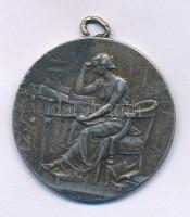 Franciaország 1900 k. Könyöklő nő, egyoldalas, peremén jelzett Ag emlékérem füllel. Szign.: Henri Dubois (12,44g/32mm) T:XF,VF France around 1900. Elbowing woman, one-sided, Ag commemorative medal with ear, hallmarked on the edge. Sign.: Henri Dubois (12,44g/32mm) C:XF,VF