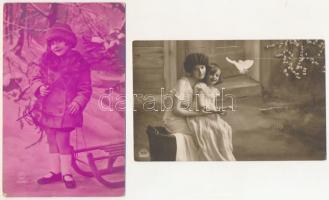 6 db RÉGI fotós képeslap vegyes minőségben: hölgyek, gyerekek / 6 pre-1945 photo postcards in mixed ...