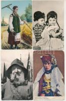 19 db MODERN és RÉGI népviselet, népművészet képeslap vegyes minőségben / 19 modern and pre-1945 folk costumes postcards in mixed quality