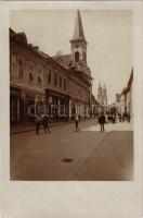 Nagyszeben, Hermannstadt, Sibiu; Ortodox székesegyház, Református templom, Johann Ehling üzlete, Transsylvania szálloda, étterem és kávéház / Orthodox cathedral, Calvinist church, shops, hotel, restaurant and café. photo